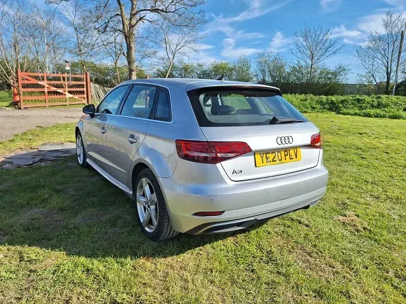 Used Audi A3 Sportback e-tron Advanced 204 HP (150 kW) 2020 Silver Hatchback