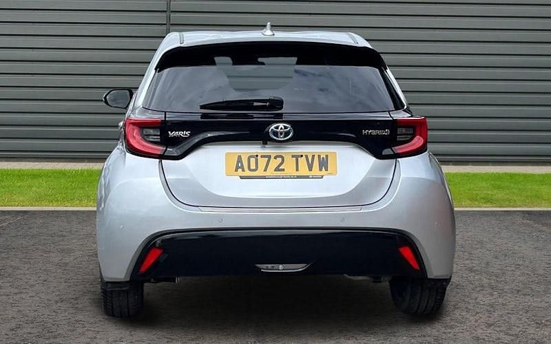 Used Toyota Yaris Hybrid 116 HP (85 kW) 2025 Hatchback