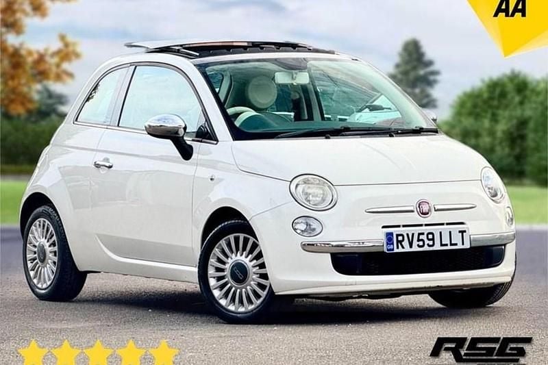 White Used 2009 Fiat 500 Lounge Hatchback | £3,595 (Fair price) - Image 1/1