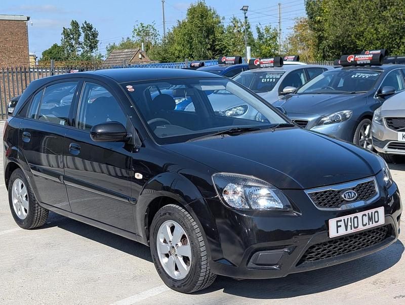 Black Used 2010 Kia Rio Hatchback | £1,700 (Good price) - Image 1/4
