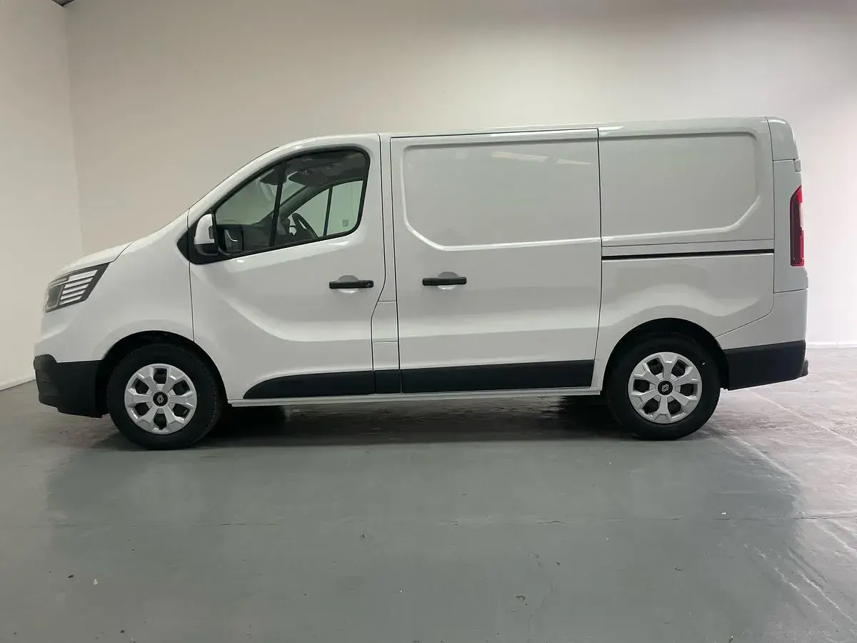 New Renault Trafic 2025
