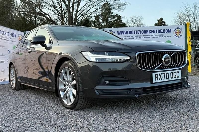 Used Volvo V90 Momentum 2020 Estate