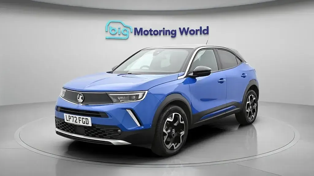 Second-hand Vauxhall Mokka Ultimate 130 CP (95 kW) 2023 Albastru SUV