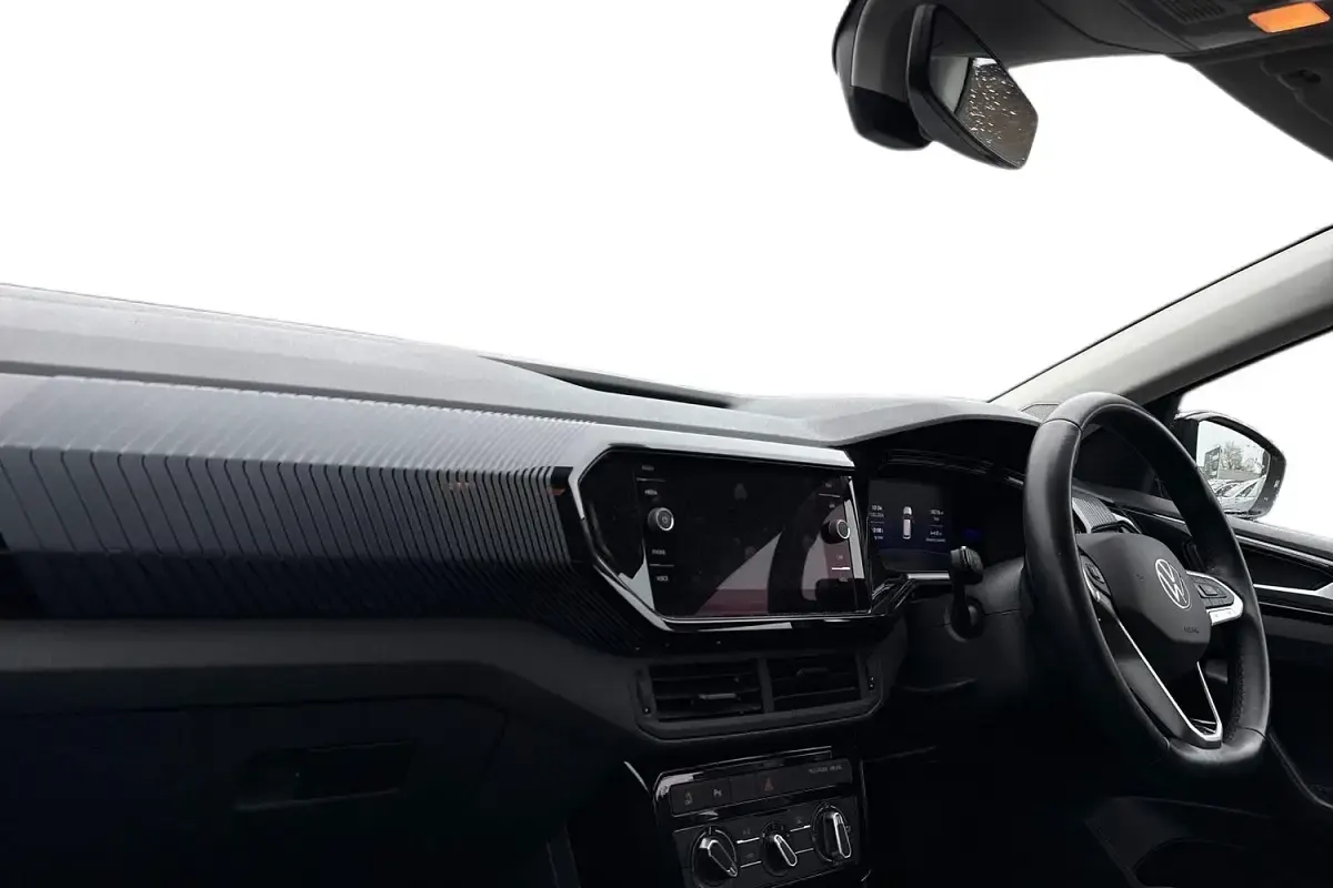 Usado VW T-Cross Black Edition 110 CV (80 kW) 2022 Blanco SUV