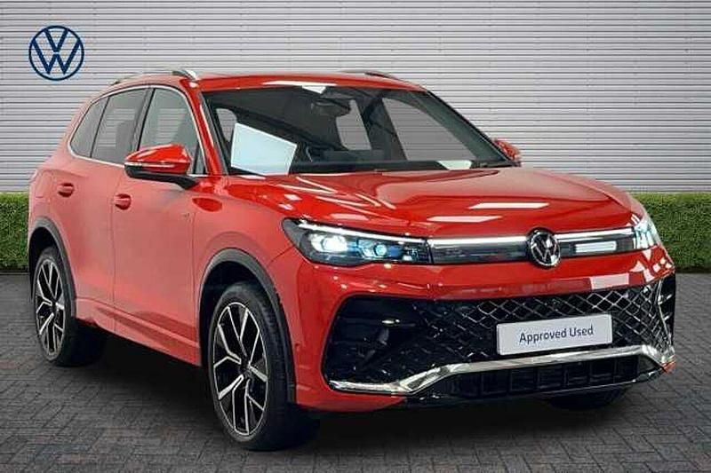 Used VW Tiguan R-line 272 HP (200 kW) 2025 Red SUV