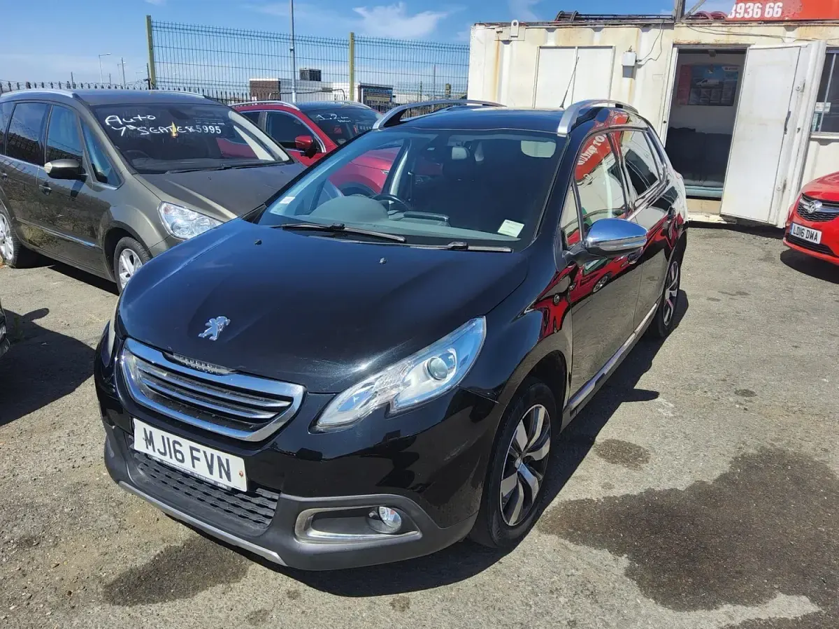 Used Peugeot 2008 Allure 110 HP (80 kW) 2016 Black SUV