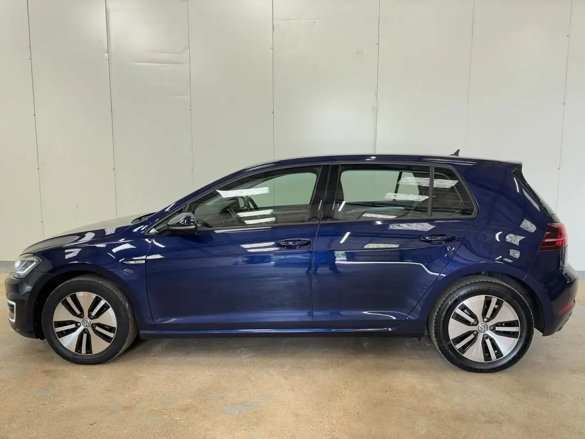 Used VW e-Golf 99 kW (135 HP) 2019 Blue Hatchback