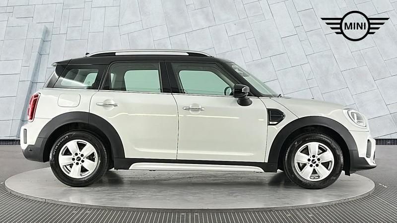 Used Mini Cooper Countryman Classic 134 HP (98 kW) 2021 Silver SUV