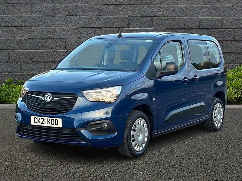 Used Vauxhall Combo Edition 110 HP (80 kW) 2021 Blue MPV