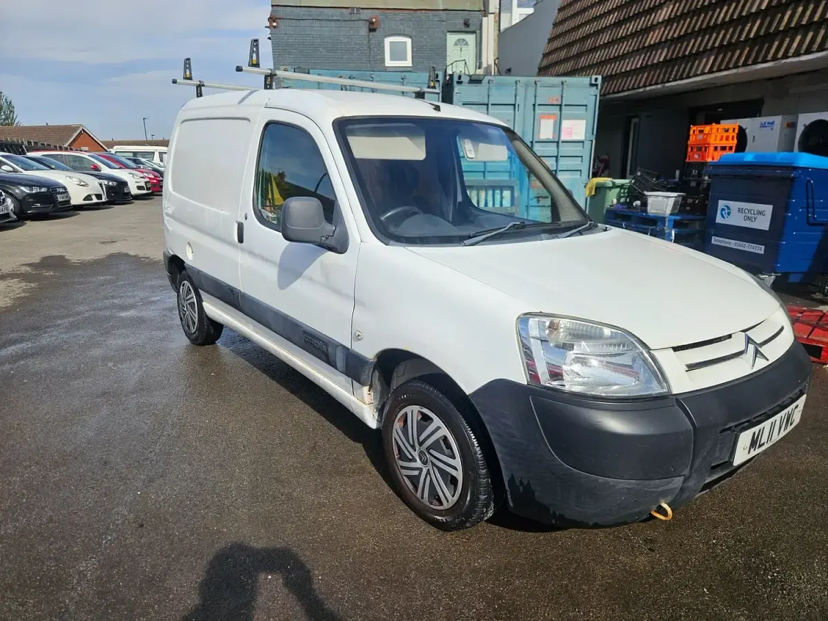 Used Citroën Berlingo First 2011 White MPV
