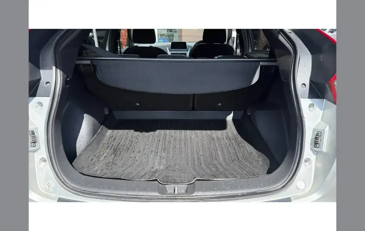 Used Mitsubishi Eclipse Cross 163 HP (119 kW) 2018 Silver SUV