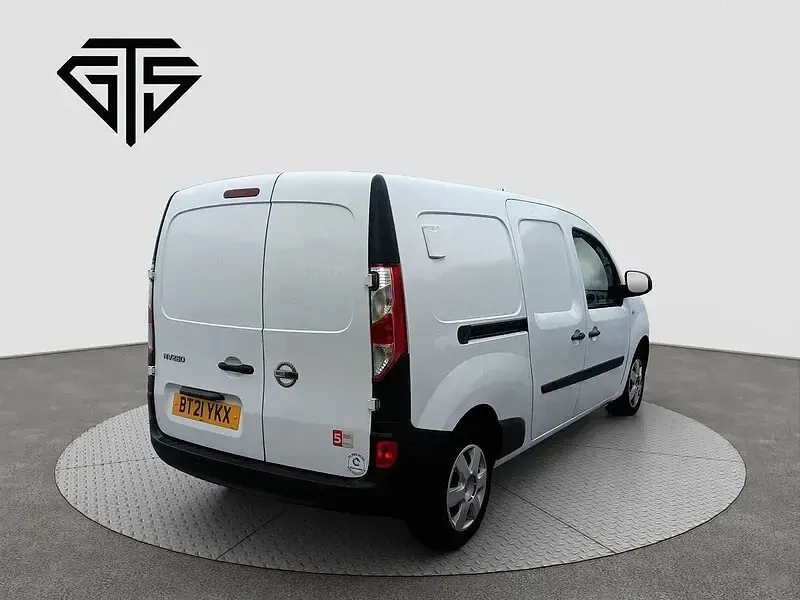 Used Nissan NV250 Acenta 95 HP (69 kW) 2021 White Van