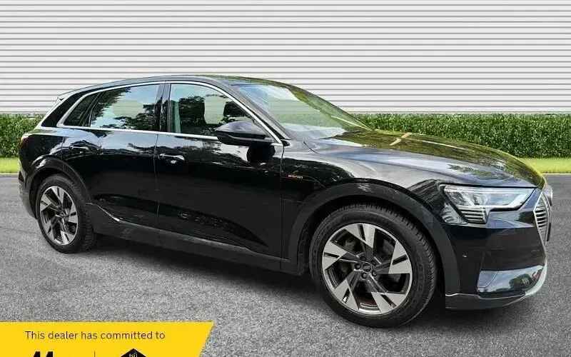 Used Audi e-tron Sport 230 kW (313 HP) 2022 SUV