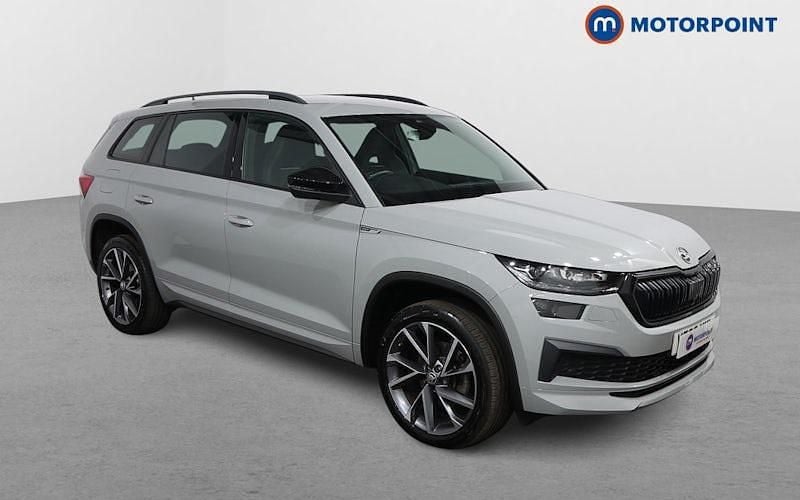Used 2024 Skoda Kodiaq SportLine SUV | £28,199 (Good price) - Image 1/4