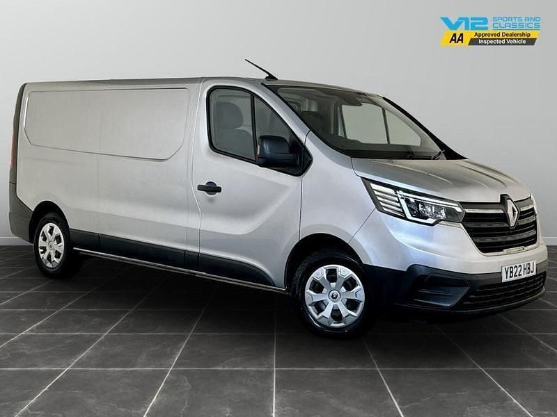 Grey Used 2022 Renault Trafic Business Van | £12,795 (Good price) - Image 1/2