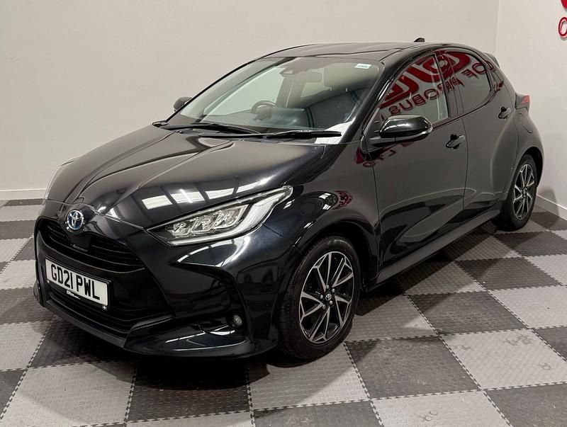 Used Toyota Yaris Hybrid Design 2021 Black Hatchback