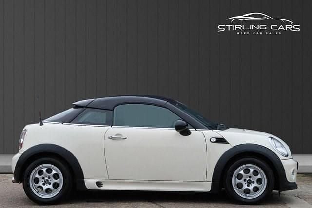 Begagnad Mini Cooper Coupé 122 HK (89 kW) 2012 Vit Sportkupé