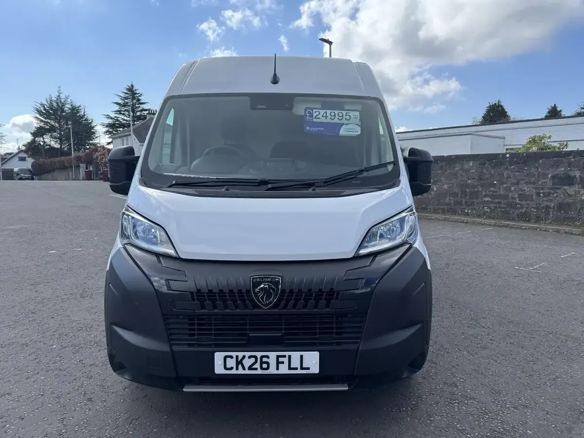 New Peugeot Boxer 2026 White Van