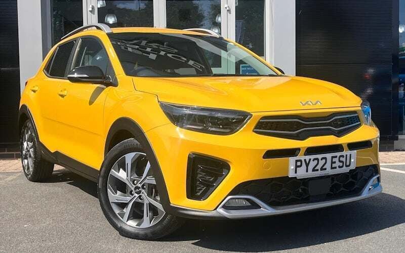 Used 2022 Kia Stonic 4 SUV | £15,499 (Fair price) - Image 1/4