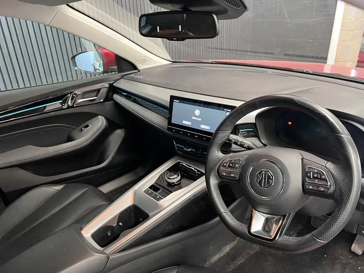 Used MG MG5 EV Trophy 114 kW (156 HP) 2023 Red Estate