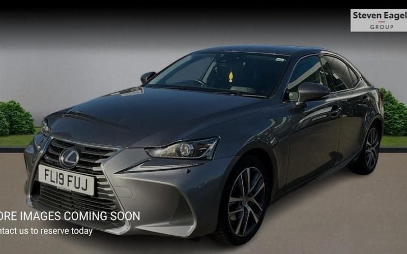 Used Lexus IS300h 223 HP (164 kW) 2020 Sedan