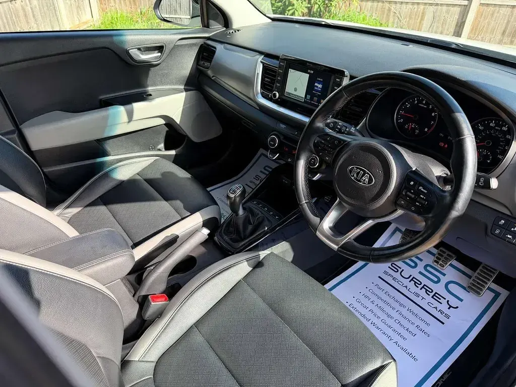 Used Kia Stonic 2020 White SUV