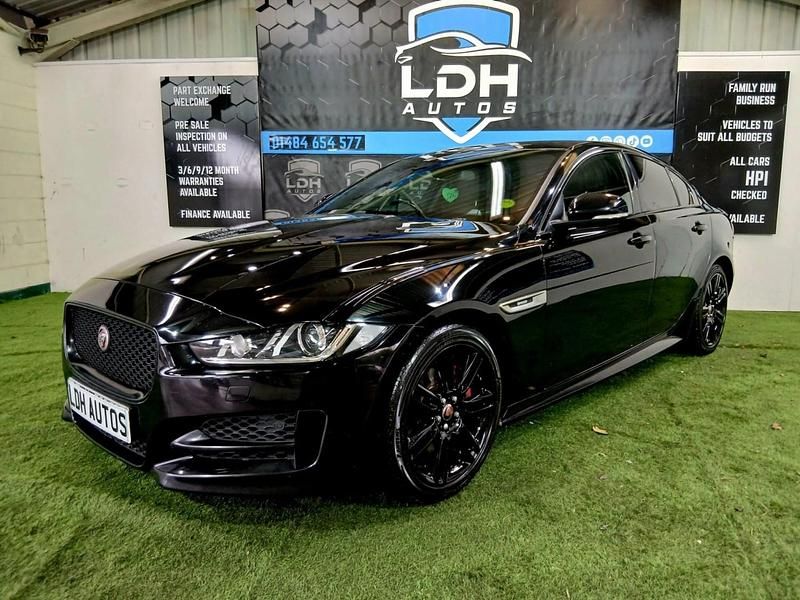 Used Jaguar XE R-Sport 180 HP (132 kW) 2017 Black Sedan