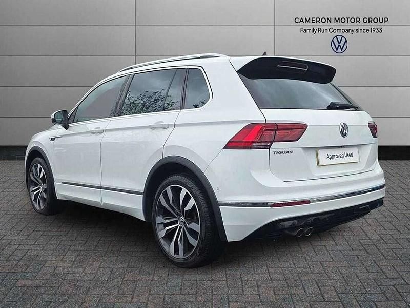 Usado VW Tiguan R-line 150 CV (110 kW) 2020 Blanco SUV
