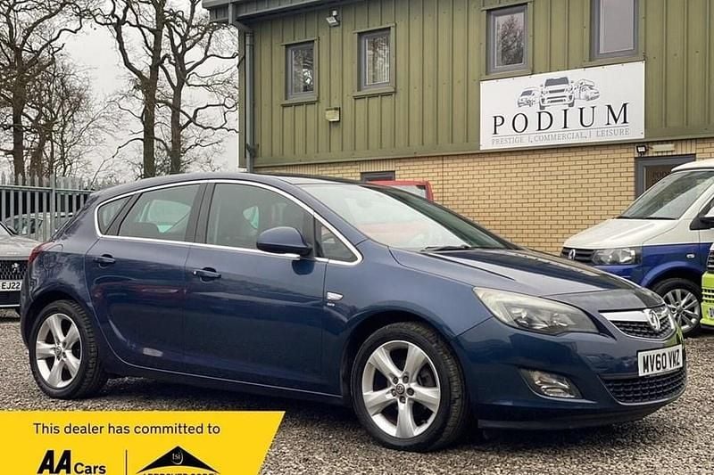 Used Vauxhall Astra SRi 115 HP (84 kW) 2010 Blue Hatchback