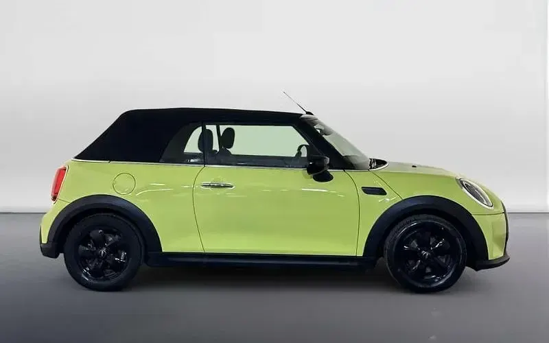 Used Mini Cooper Cabriolet Classic 136 HP (100 kW) 2022 Yellow Cabriolet