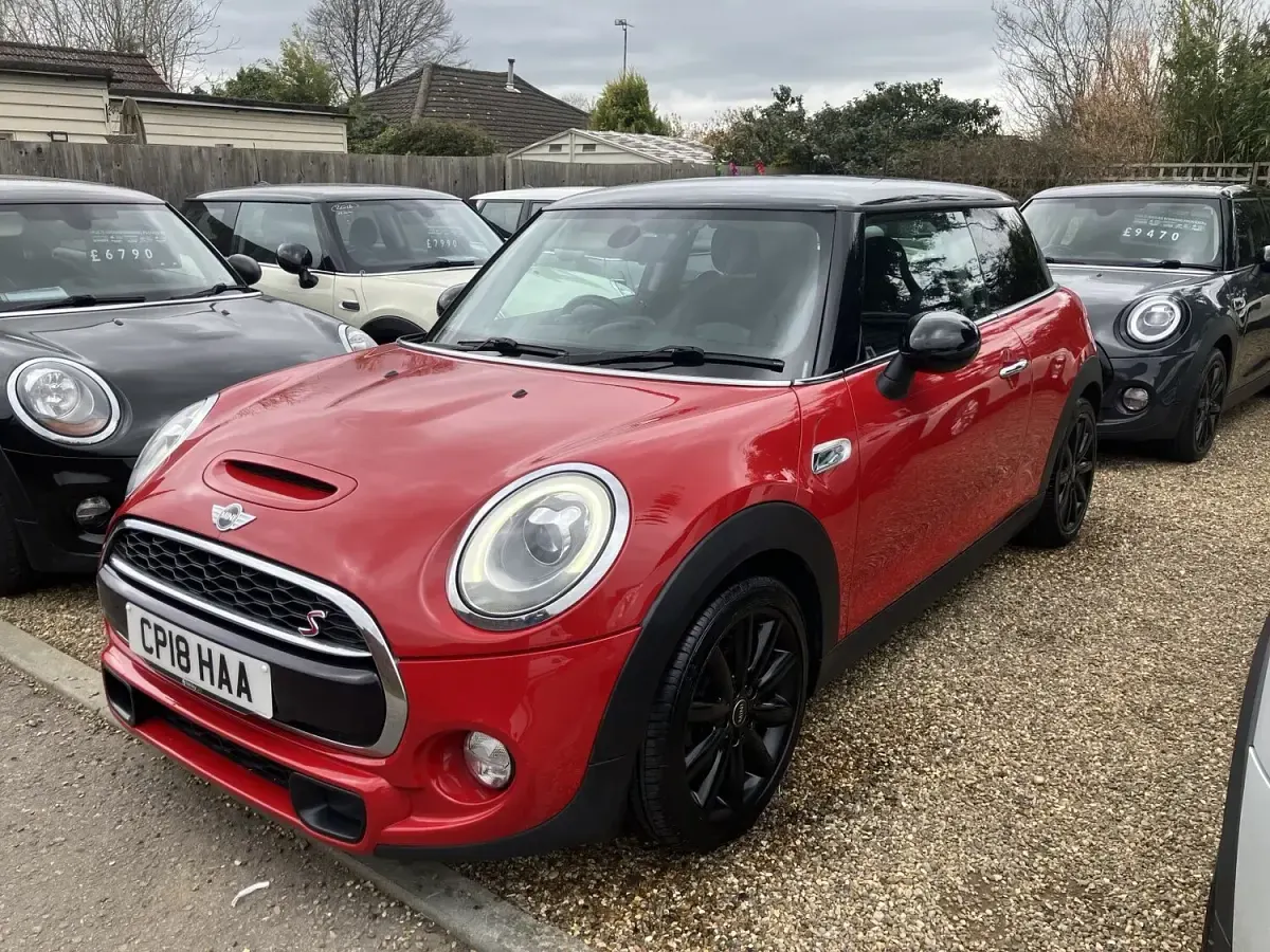 Used Mini Cooper S Hatch 2018 Red Hatchback