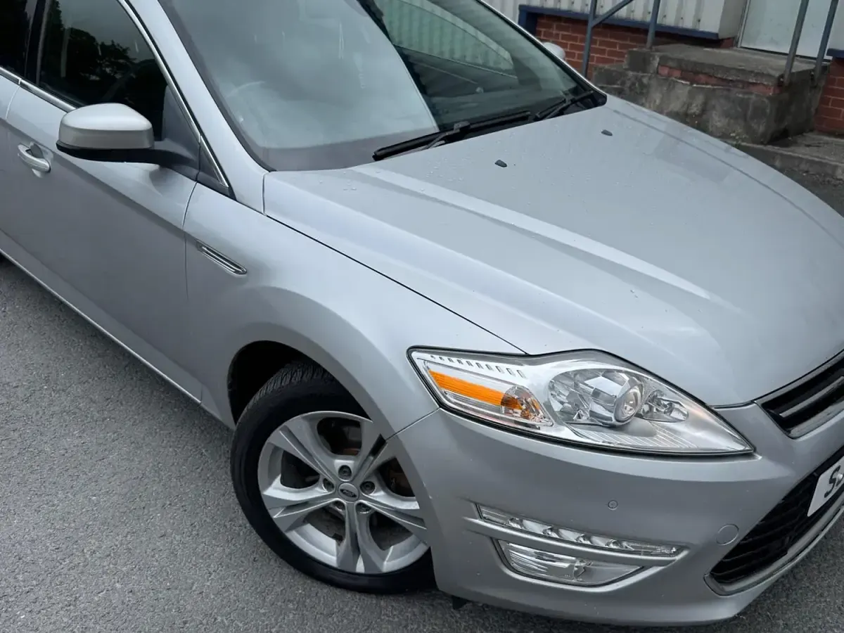 Used Ford Mondeo Titanium X 163 HP (119 kW) 2013 Silver Hatchback