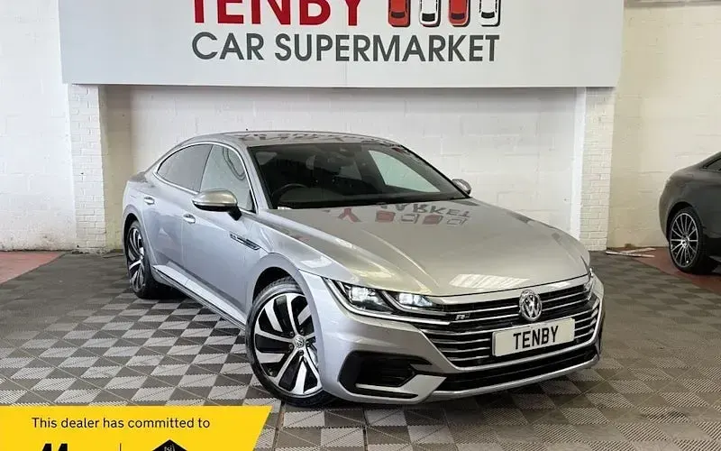 Used VW Arteon R-line 280 HP (205 kW) 2018 Hatchback