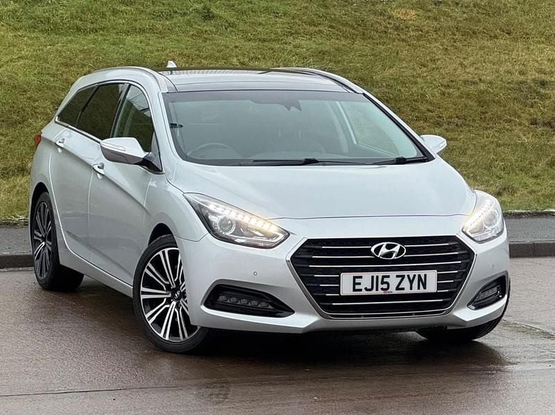 Silver Used 2015 Hyundai i40 Premium Estate | £8,995 (Fair price) - Image 1/4