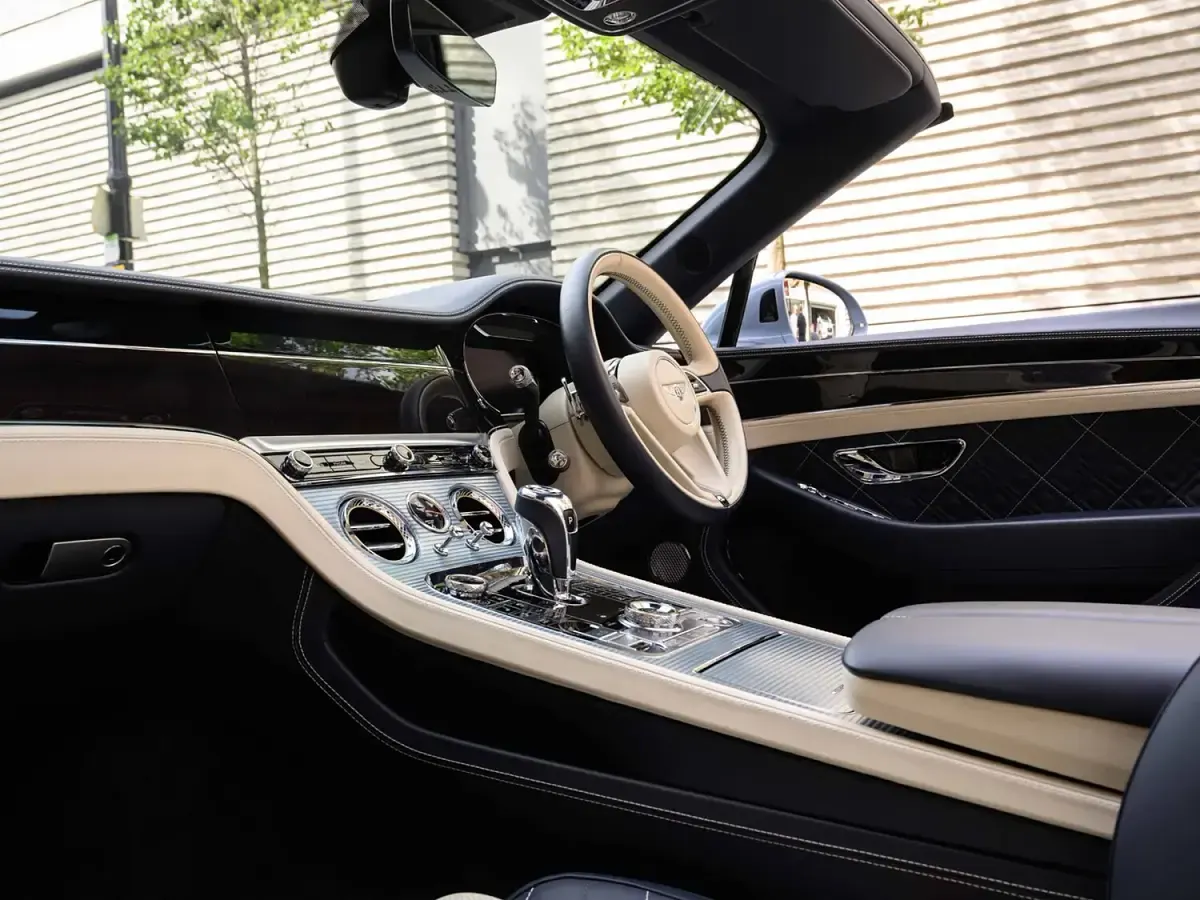 Used Bentley Continental GT Convertible 2019 Fountain blue Cabriolet
