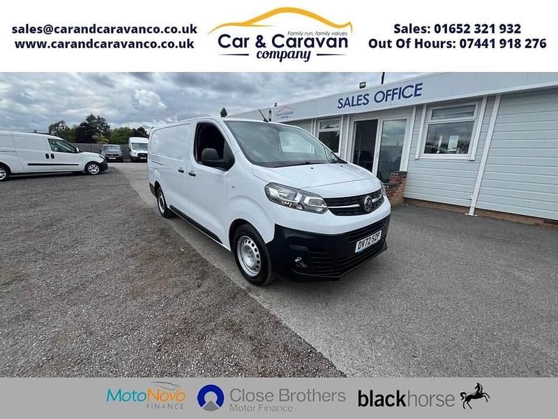 White Used 2022 Vauxhall Vivaro S Van | £10,450 (Good price) - Image 1/4