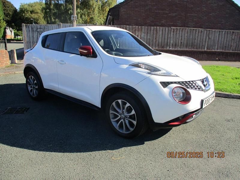 White Used 2015 Nissan Juke Tekna SUV | £5,495 (Fair price) - Image 1/4