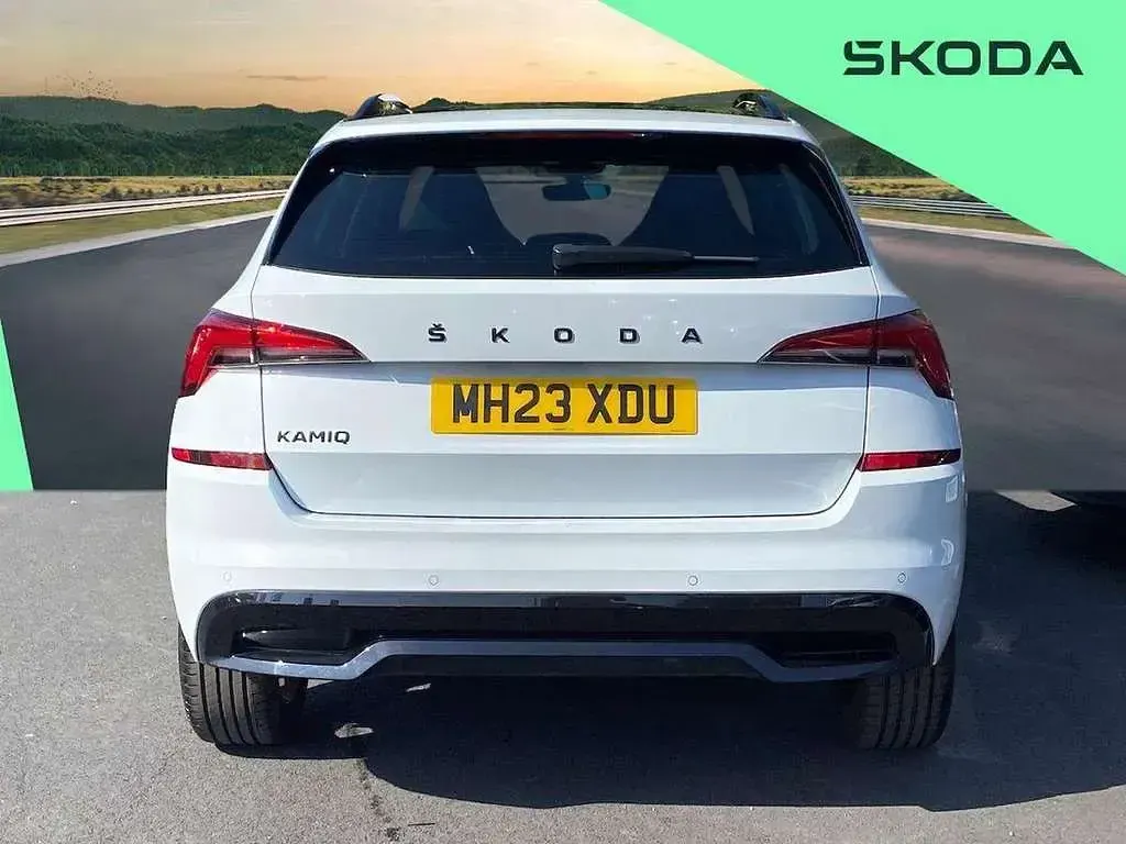 Used Skoda Kamiq Monte Carlo 110 HP (80 kW) 2023 White SUV