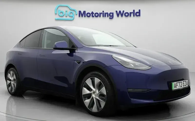 Usado Tesla Model Y Long Range AWD 286 kW (389 HP) 2025 SUV