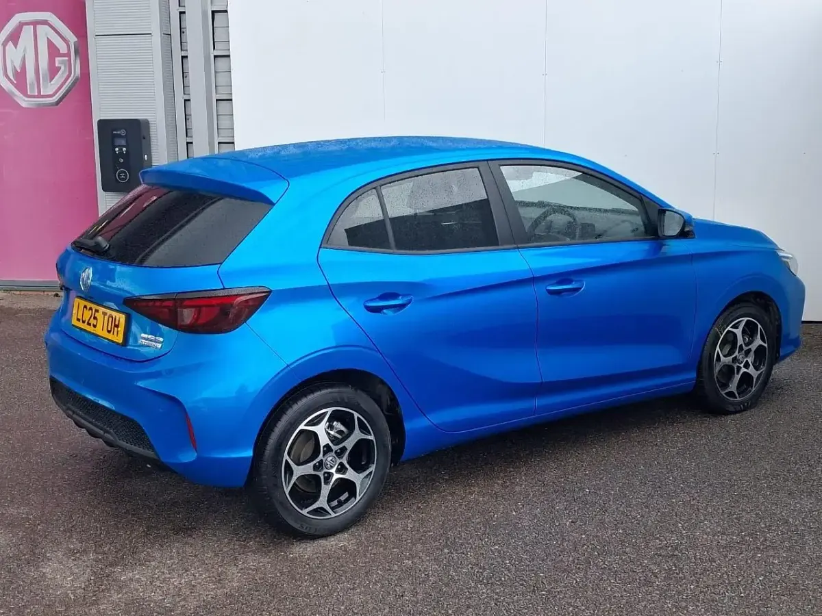 Used MG MG3 Trophy 191 HP (140 kW) 2025 Blue Hatchback