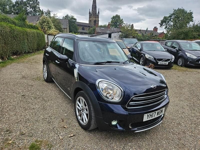 Cosmic blue metallic Used 2017 Mini Cooper D Countryman SUV | £7,995 (Fair price) - Image 1/4