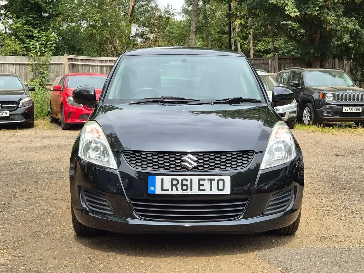 Used Suzuki Swift SZ3 94 HP (69 kW) 2011 Black Hatchback