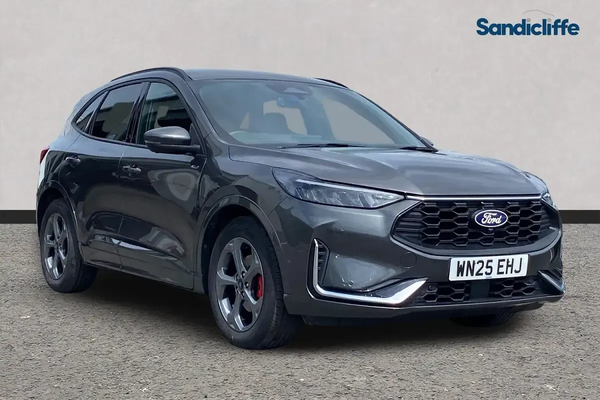 Used Ford Kuga ST-Line 183 HP (134 kW) 2025 SUV
