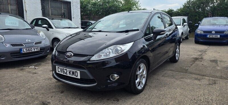 Black Used 2012 Ford Fiesta Zetec Hatchback | £2,695 (Good price) - Image 1/4