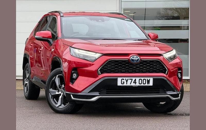 Red Used 2024 Toyota RAV4 Hybrid Design SUV | £33,635 (Fair price) - Image 1/4