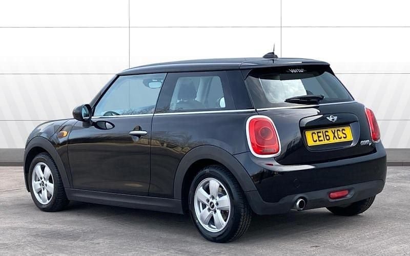 Used Mini Cooper D Hatch 116 HP (85 kW) 2017 Hatchback