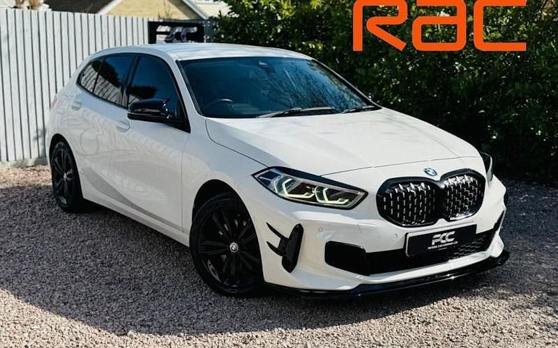 Used BMW 118 Sport Line 140 HP (102 kW) 2020 White Hatchback