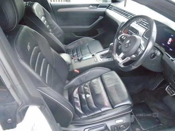 Used VW Arteon R-line 2018 White Hatchback