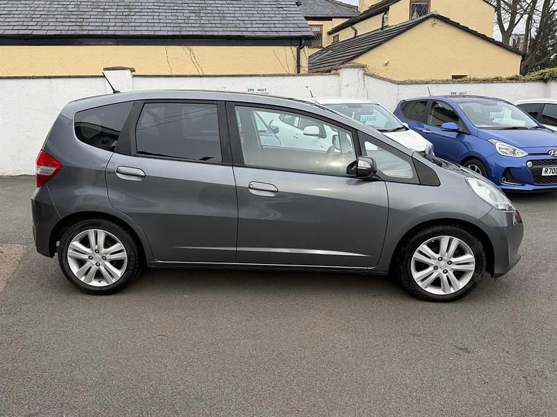 Used Honda Jazz ES 2015 Grey Hatchback