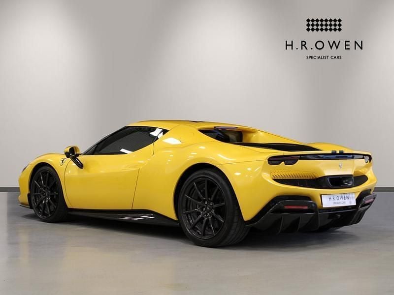 Used Ferrari 296 830 HP (610 kW) 2023 Giallo triplo strato Coupe